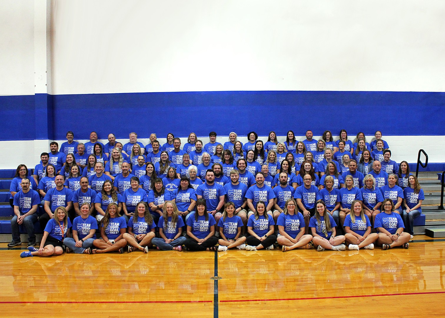 Cole County R-1 School District all staff